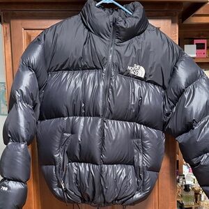 The North Face Men’s Black Shiny Quilted Puffer Jacket